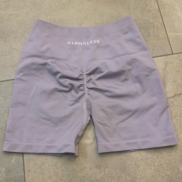 Alphalete Amplify Shorts, 4.5" inseam, size S, Color: Misty Lilac - Picture 6 of 9